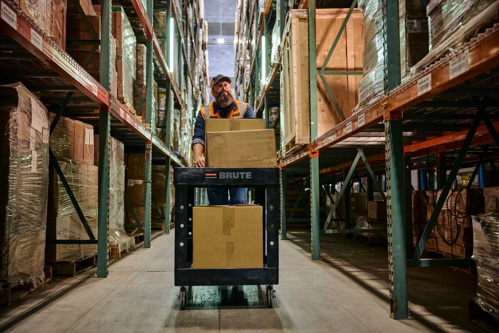 Brute ergonomic utility cart being used